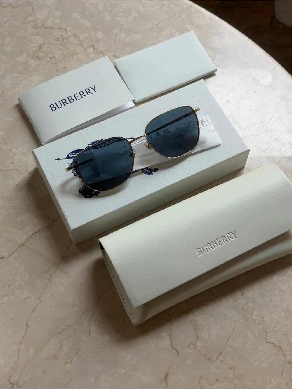 Burberry Burberry BE3171 sunglasses